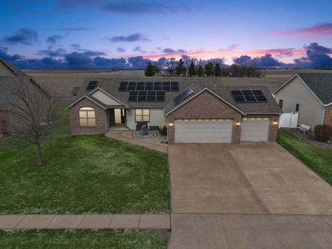 Tiny photo for 1008 W Scott Street, Eldridge, IA 52748 (MLS # 12587837)