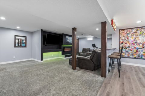 Tiny photo for 1008 W Scott Street, Eldridge, IA 52748 (MLS # 12587837)