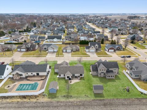 Tiny photo for 1008 W Scott Street, Eldridge, IA 52748 (MLS # 12587837)