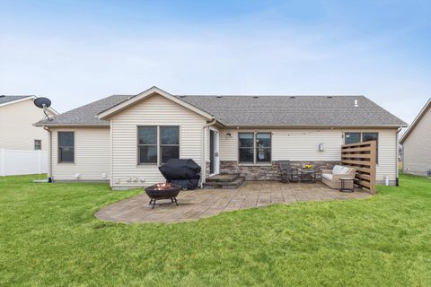 Tiny photo for 1008 W Scott Street, Eldridge, IA 52748 (MLS # 12587837)