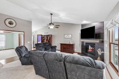 Tiny photo for 1008 W Scott Street, Eldridge, IA 52748 (MLS # 12587837)