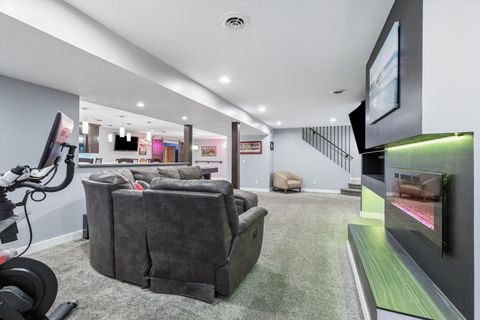 Tiny photo for 1008 W Scott Street, Eldridge, IA 52748 (MLS # 12587837)