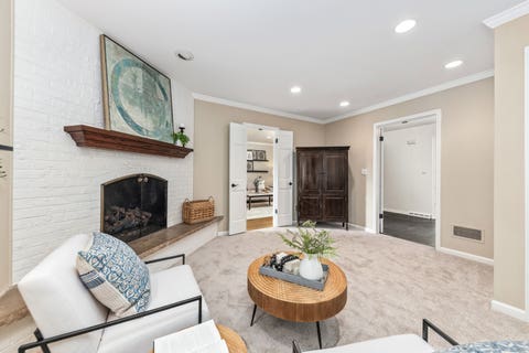 Tiny photo for 612 Burning Tree Lane, Naperville, IL 60563 (MLS # 12714850)