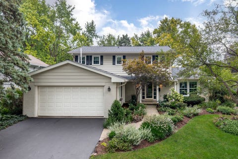 Tiny photo for 612 Burning Tree Lane, Naperville, IL 60563 (MLS # 12714850)