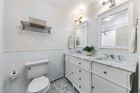 Tiny photo for 612 Burning Tree Lane, Naperville, IL 60563 (MLS # 12714850)