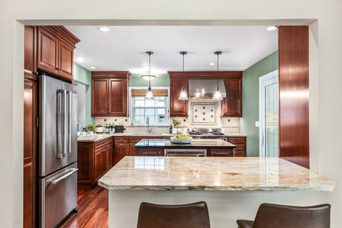 Tiny photo for 612 Burning Tree Lane, Naperville, IL 60563 (MLS # 12714850)