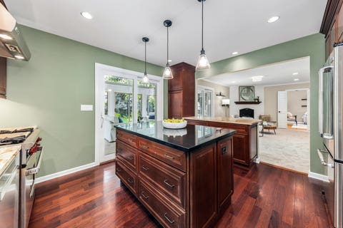Tiny photo for 612 Burning Tree Lane, Naperville, IL 60563 (MLS # 12714850)