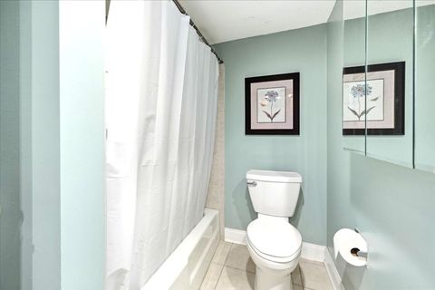 Tiny photo for 1311 S Finley Road #203, Lombard, IL 60148 (MLS # 12597593)