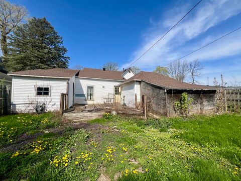 Tiny photo for 110 S Vermilion Street, Potomac, IL 61865 (MLS # 12344562)