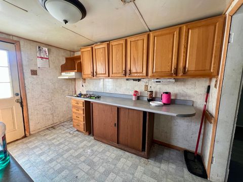 Tiny photo for 110 S Vermilion Street, Potomac, IL 61865 (MLS # 12344562)