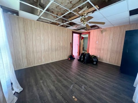 Tiny photo for 110 S Vermilion Street, Potomac, IL 61865 (MLS # 12344562)