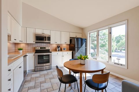 Tiny photo for 1217 Gulfstream Parkway #0, Libertyville, IL 60048 (MLS # 12480975)