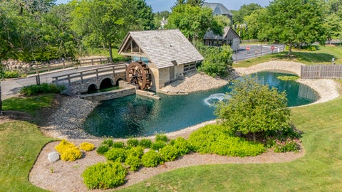 Tiny photo for 1401 Burr Oak Road #303B, Hinsdale, IL 60521 (MLS # 12796363)