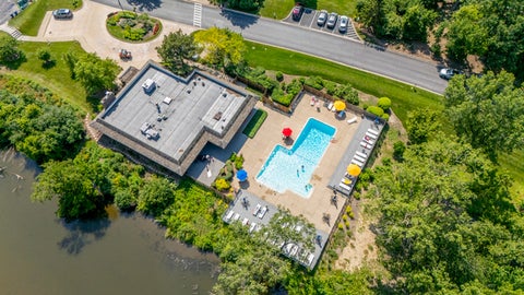 Tiny photo for 1401 Burr Oak Road #303B, Hinsdale, IL 60521 (MLS # 12796363)
