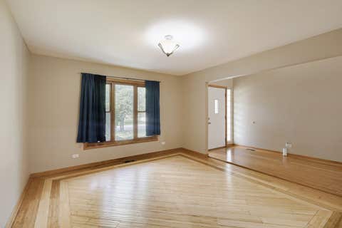 Tiny photo for 2805 Breckenridge Circle, Aurora, IL 60504 (MLS # 12708387)