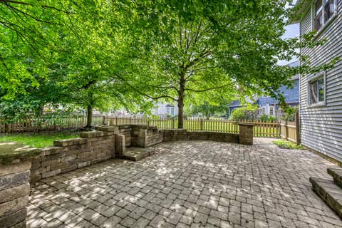 Tiny photo for 2805 Breckenridge Circle, Aurora, IL 60504 (MLS # 12708387)