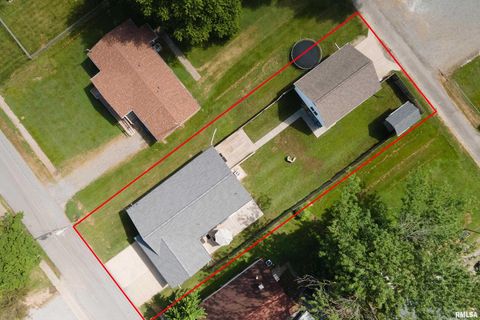 Tiny photo for 905 N GRANITE Street, Marion, IL 62959 (MLS # EB458746)