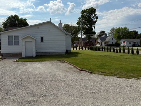 Tiny photo for 1536 & 1546 La Harpe Street, Lasalle, IL 61301 (MLS # 12363977)