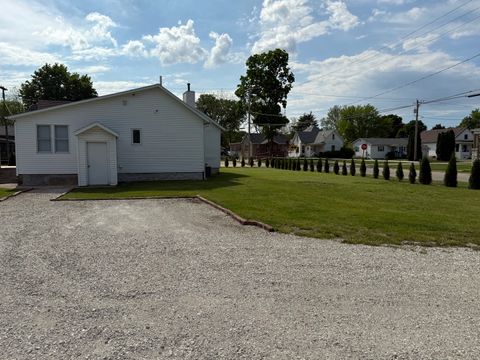 Tiny photo for 1536 & 1546 La Harpe Street, Lasalle, IL 61301 (MLS # 12363977)