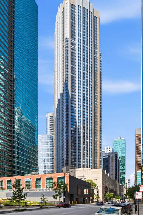 Photo of 512 N McClurg Court #2402, Chicago, IL 60611 (MLS # 12675272)