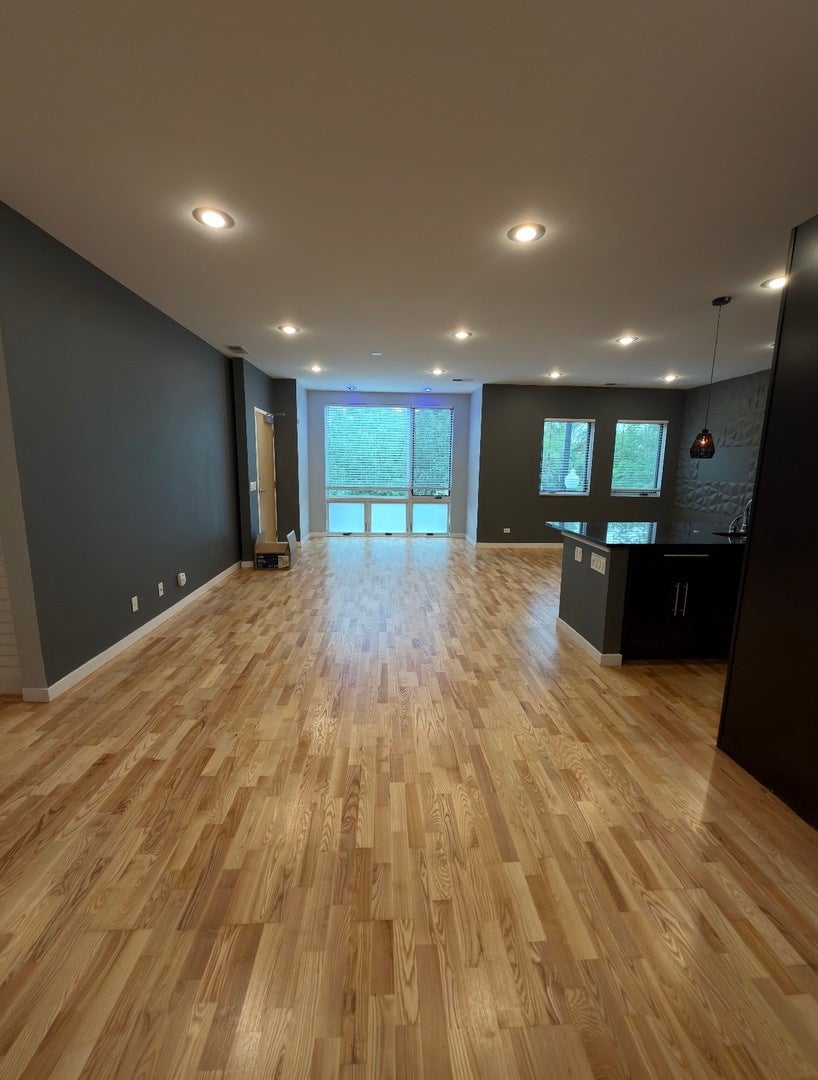 2240 W Madison Street 201
