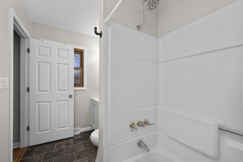 Tiny photo for 4723 Western Avenue, Davenport, IA 52806 (MLS # 100000045)