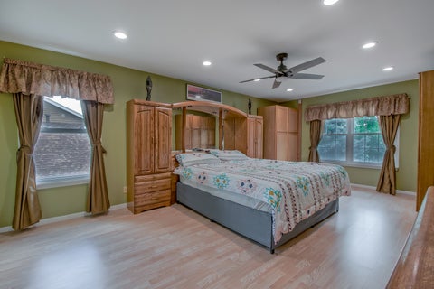 Tiny photo for 1094 Oak Wood Drive, Carol Stream, IL 60188 (MLS # 12680981)