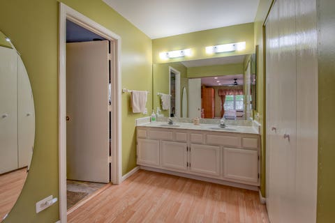 Tiny photo for 1094 Oak Wood Drive, Carol Stream, IL 60188 (MLS # 12680981)