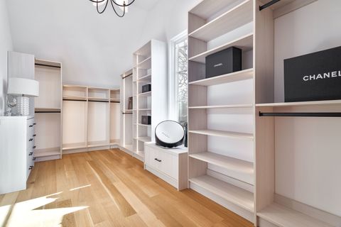 Tiny photo for 527 Kensington Court, Hinsdale, IL 60521 (MLS # 12547997)