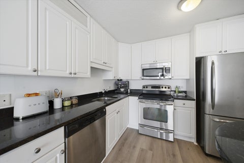Tiny photo for 10 E Ontario Street #4207, Chicago, IL 60611 (MLS # 12725116)