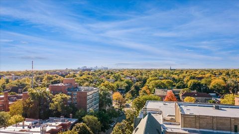 Tiny photo for 1570 ELMWOOD Avenue #1302, Evanston, IL 60201 (MLS # 12504814)