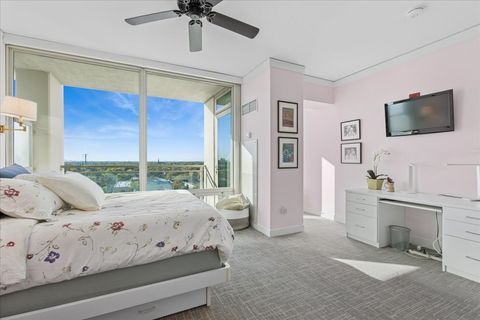 Tiny photo for 1570 ELMWOOD Avenue #1302, Evanston, IL 60201 (MLS # 12504814)