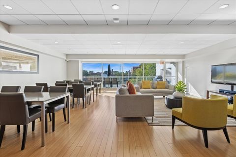 Tiny photo for 1570 ELMWOOD Avenue #1302, Evanston, IL 60201 (MLS # 12504814)