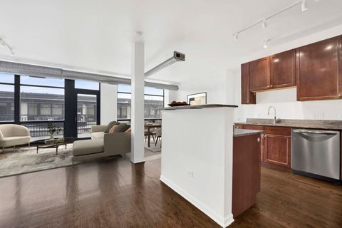 Tiny photo for 1070 W 15th Street #404, Chicago, IL 60608 (MLS # 12593312)