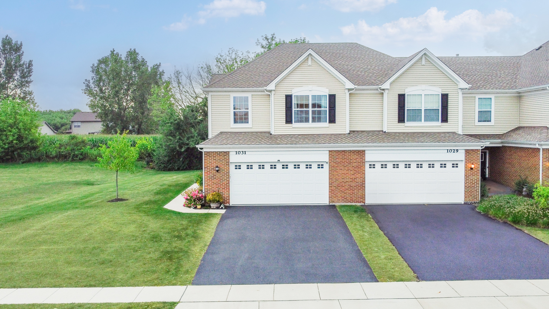 View McHenry, IL 60050 townhome