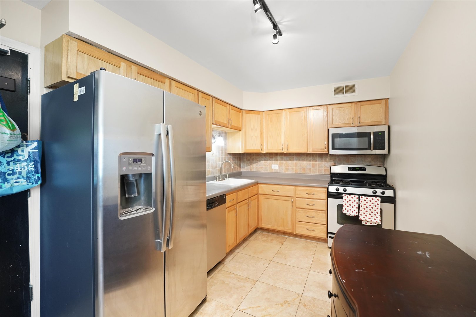 6325 N Sheridan Road 802