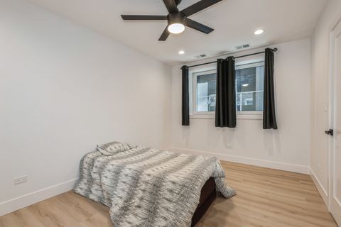 Tiny photo for 1535 W Estes Avenue #G, Chicago, IL 60626 (MLS # 12542838)