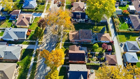 Tiny photo for 7646 Kilbourn Avenue, Skokie, IL 60076 (MLS # 12509601)