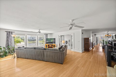 Tiny photo for 83 N Park Boulevard, Glen Ellyn, IL 60137 (MLS # 12584370)