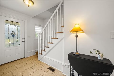 Tiny photo for 83 N Park Boulevard, Glen Ellyn, IL 60137 (MLS # 12584370)