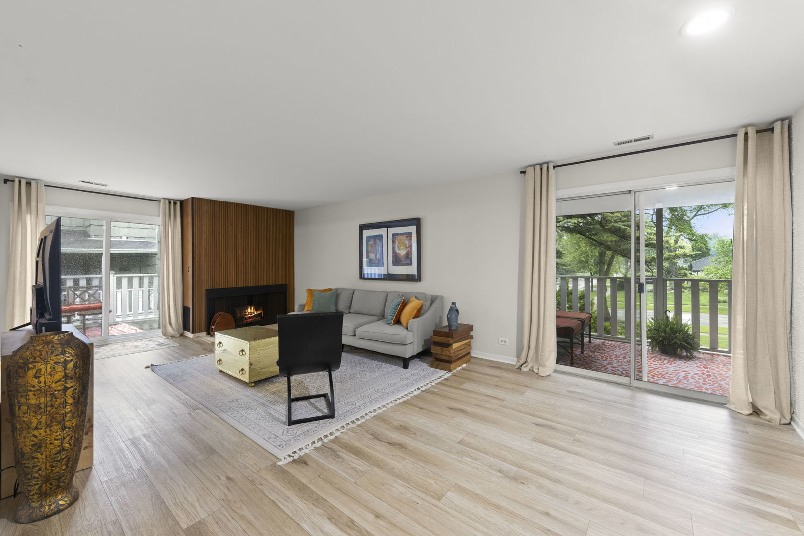 2051 Creekside Drive 2-2