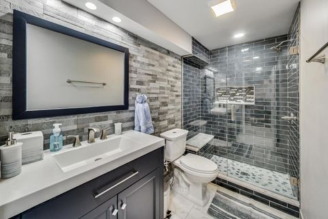 Tiny photo for 10S330 Oneill Drive, Burr Ridge, IL 60527 (MLS # 12543212)