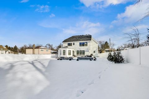 Tiny photo for 10S330 Oneill Drive, Burr Ridge, IL 60527 (MLS # 12543212)
