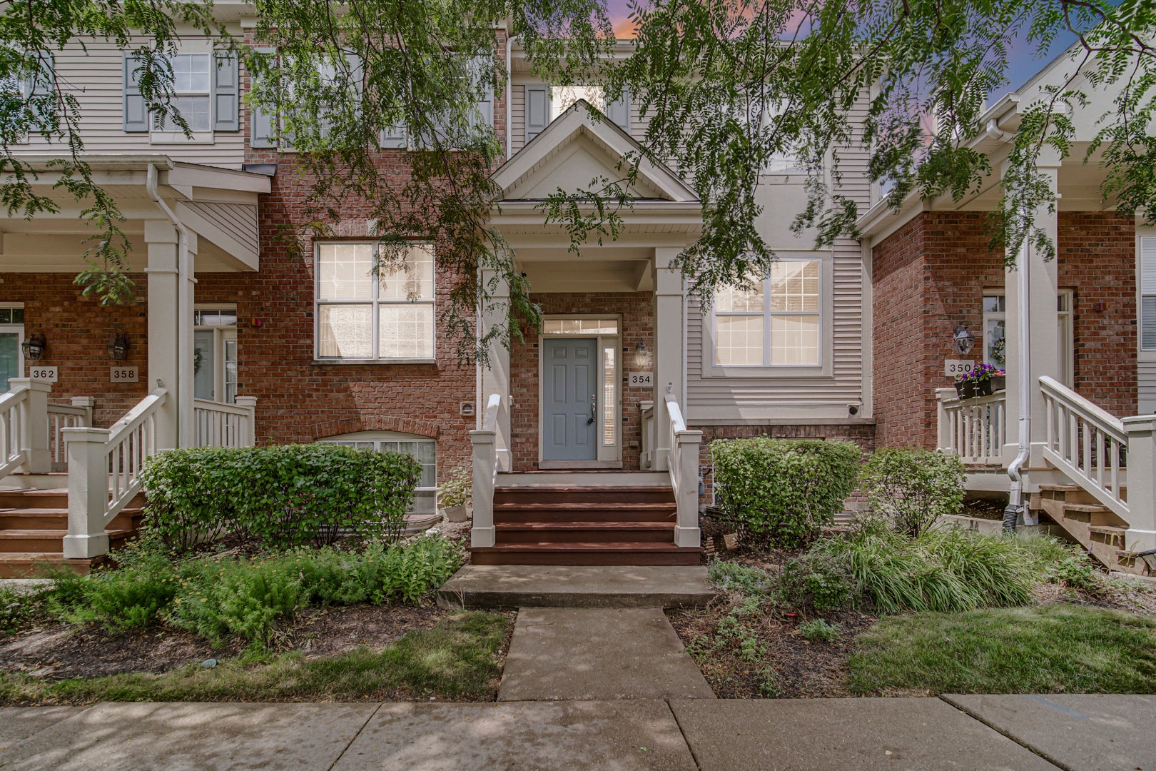 354 Broadmoor Lane
