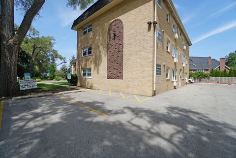 Tiny photo for 1003 S Euclid Avenue #1, Elmhurst, IL 60126 (MLS # 12692657)
