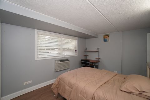 Tiny photo for 1003 S Euclid Avenue #1, Elmhurst, IL 60126 (MLS # 12692657)