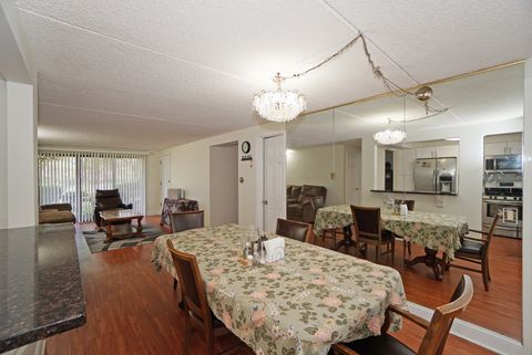 Tiny photo for 1003 S Euclid Avenue #1, Elmhurst, IL 60126 (MLS # 12692657)