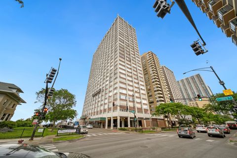 6171 N Sheridan Road 2103 Chicago IL 60660