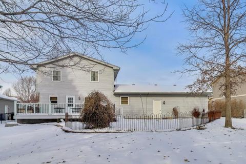 Tiny photo for 3409 W Bretons Drive, McHenry, IL 60050 (MLS # 12533236)