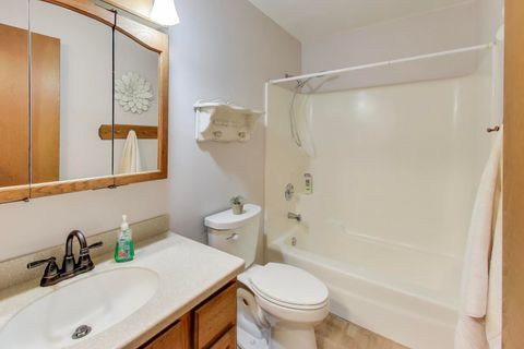 Tiny photo for 3409 W Bretons Drive, McHenry, IL 60050 (MLS # 12533236)